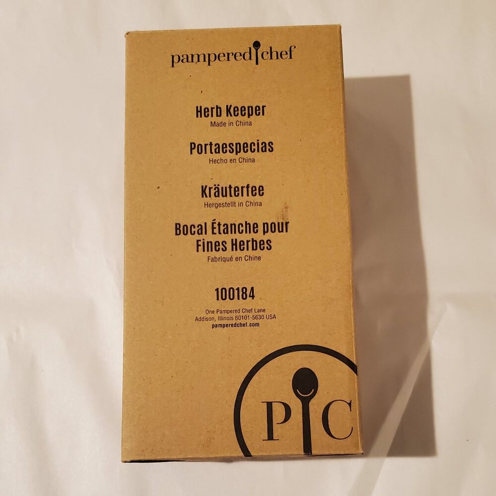 New in Box Pampered Chef Herb Keeper